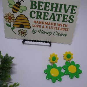 Groovy Retro Vintage Inspired Mod Earrings, 60s, 70s, Boho style,Flower Polymer